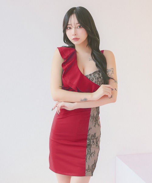 キャバドレス ヌーディーブラックフラワーレース切り替えワンショルダー風大判フリルウエストベルトストレッチタイトミニドレス(Sサイズ～XXXLサイズ)（ドレス）｜Tika（ティカ） 7,590円