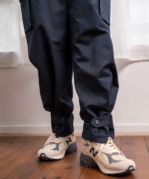 INTERPLAY(インタープレイ)の「【INTERPLAY x AYUMI】M47 type CARGO PANTS(UNISEX)(カーゴパンツ・レディース・ブラック/グレイッシュベージュ・FREE)」の11枚目の写真