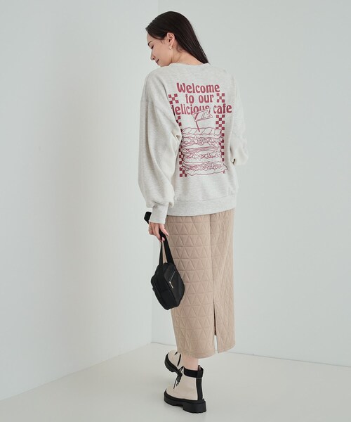 Cutie Blonde(キューティーブロンド)の「【S-LL/洗える】大人カジュアルコーデに プリントアソート 切替ドルマンスウェット(スウェット・レディース・アイボリー系/グレー系1/チャコール/ネイビー系3/ワイン系6/ホワイト系その他6・01/02/03/04)」の15枚目の写真