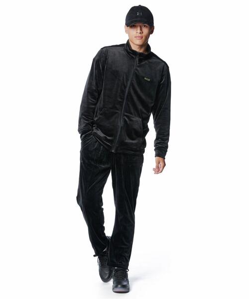 UNDER ARMOUR（アンダーアーマー）の「UAベロア フルジップ ジャケット（ライフスタイル/メンズ）（その他トップス・メンズ・ブラック・L/XL/S/2XL/M）」の3枚目の写真