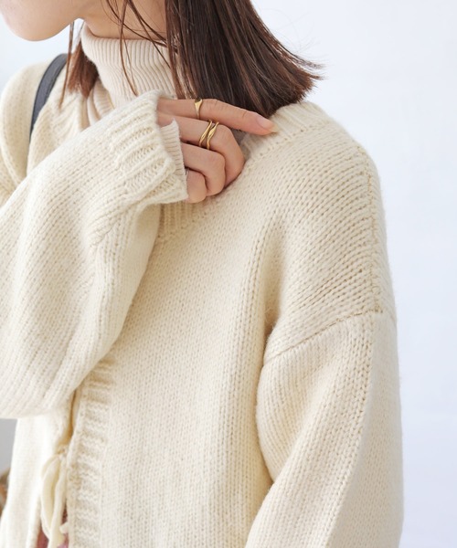 Crisp（クリスプ）の「2wayリボンニットカーディガン（ニット/セーター・レディース・レッド/アイボリー/グレイッシュベージュ・FREE）」の8枚目の写真