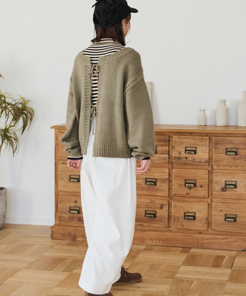 Crisp（クリスプ）の「2wayリボンニットカーディガン（ニット/セーター・レディース・レッド/アイボリー/グレイッシュベージュ・FREE）」の18枚目の写真