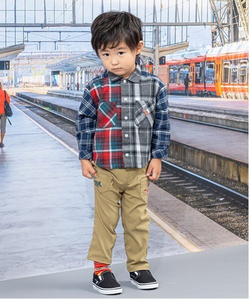 kladskap（クレードスコープ）の「恐竜ロング丈ストレートパンツ（チノパンツ・キッズ・ベージュ/ネイビー・90cm/100cm/110cm/120cm/130cm）」の10枚目の写真