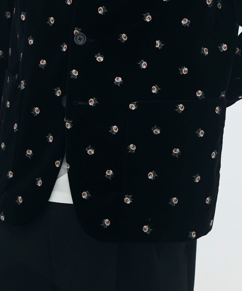 CABaN ベロアローズプリント テーラードジャケット（テーラード