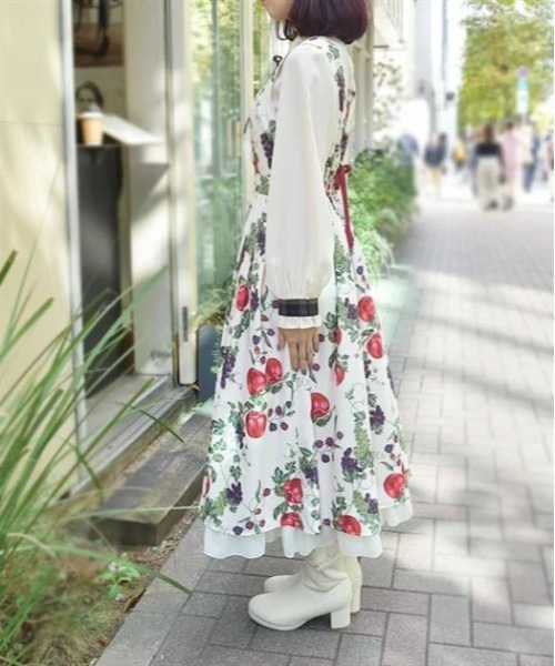 axes femme（アクシーズファム）の「シーズナルフルーツ柄ジャンパー