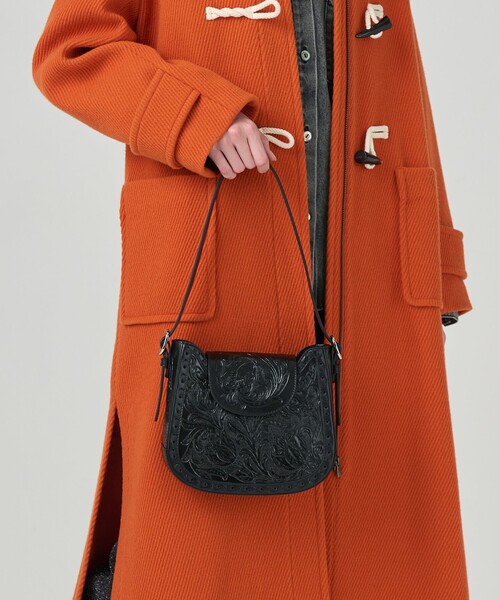 CARVING TRIBES（カービングトライブス）の「Flap CurvyBag（ハンドバッグ・レディース・ブラック/ナチュラル/ブラウン系その他3・FREE）」の5枚目の写真