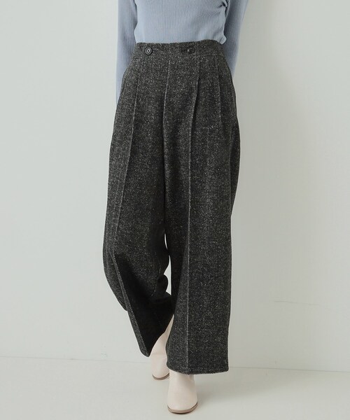 DRESKIP(ドレスキップ)の「◆センタープレスできれい見え あったか 柄アソート タックワイドパンツ【SHOO WARM】(その他パンツ・レディース・ダークブラウン系1/ライトグレー系4/ブラック系4・04/03/02/01)」の2枚目の写真