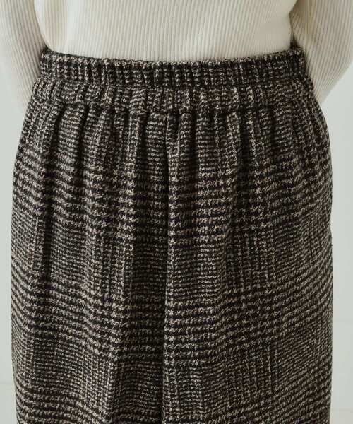 DRESKIP(ドレスキップ)の「◆センタープレスできれい見え あったか 柄アソート タックワイドパンツ【SHOO WARM】(その他パンツ・レディース・ダークブラウン系1/ライトグレー系4/ブラック系4・04/03/02/01)」の11枚目の写真