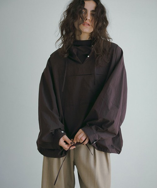 ETRE TOKYO(エトレトウキョウ)の「アノラックデザインシャツ(シャツ/ブラウス・レディース・ホワイト/ブラウン・FREE)」の2枚目の写真