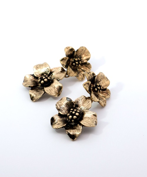 Cepica（セピカ）の「【LIMITED NUMBER / リミテッドナンバー】ダブルフラワーピアス（ピアス（両耳用）・レディース・ゴールド/シルバー・FREE）」の8枚目の写真