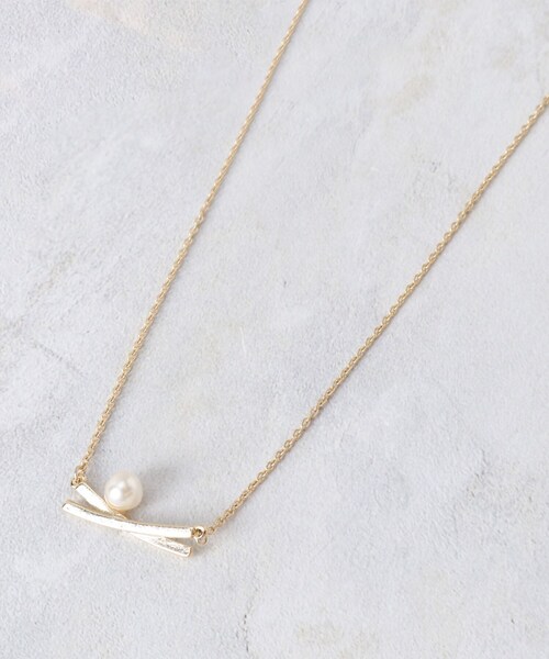 grove（グローブ）の「クロスメタルパール調ショートネックレス【入卒対応可】（ネックレス・レディース・ゴールド/シルバー・00）」の2枚目の写真