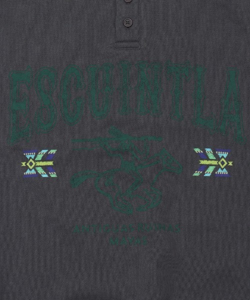 チチカカ(チチカカ)の「スキッパースウェットプルオーバー(スウェット・レディース・レッド/チャコールグレー/ブルー・FREE)」の14枚目の写真