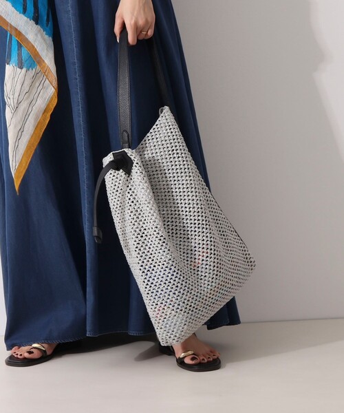 NOLLEY’S（ノーリーズ）の「【MARCO MASI/ マルコマージ】雑材ノットワンハンドルバッグ（ショルダーバッグ・レディース・ライトグレー・FREE）」の6枚目の写真