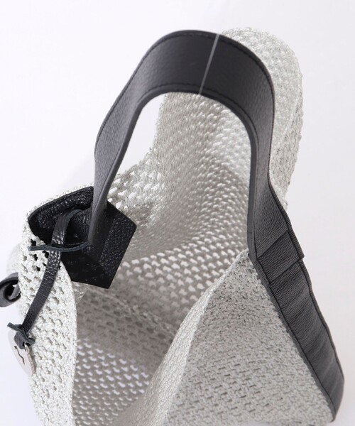 NOLLEY’S（ノーリーズ）の「【MARCO MASI/ マルコマージ】雑材ノットワンハンドルバッグ（ショルダーバッグ・レディース・ライトグレー・FREE）」の20枚目の写真