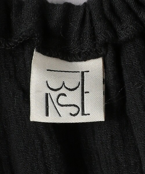 BASERANGE（ベースレンジ）の「＜BASERANGE＞ギャザー ノースリーブ ワンピース（ワンピース・レディース・ブラック・XS）」の8枚目の写真