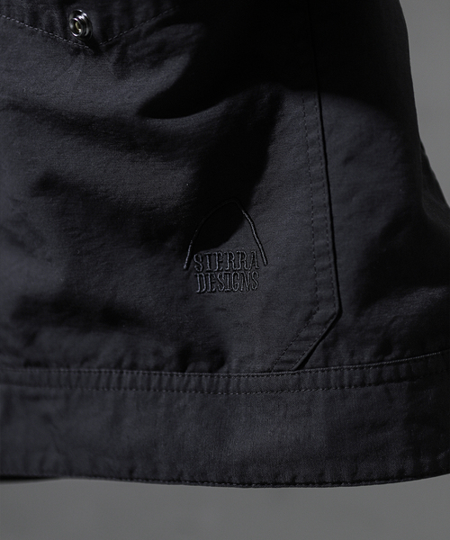 SIERRA DESIGNS（シェラデザイン）の「SIERRA DESIGNS / シエラデザインズ 別注 フェード ナイロンジャケット（ナイロンジャケット・メンズ・ブラック/カーキ・MEDIUM/LARGE）」の14枚目の写真