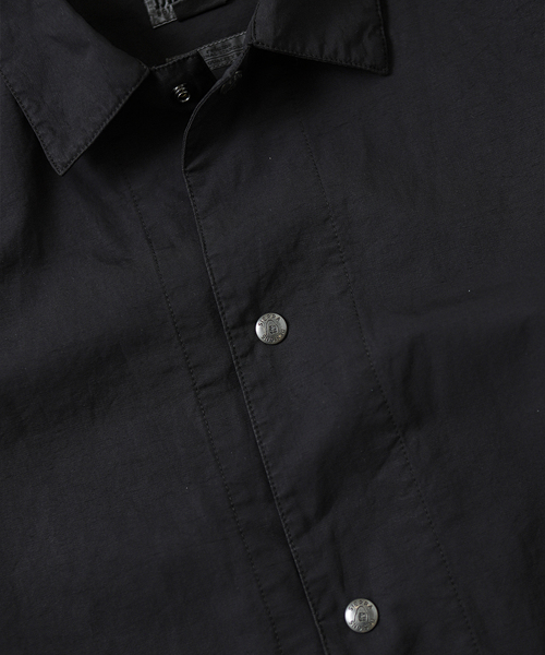 SIERRA DESIGNS（シェラデザイン）の「SIERRA DESIGNS / シエラデザインズ 別注 フェード ナイロンジャケット（ナイロンジャケット・メンズ・ブラック/カーキ・MEDIUM/LARGE）」の17枚目の写真