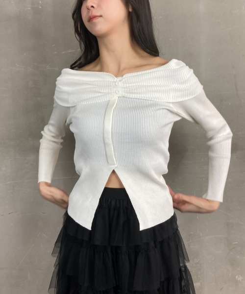 tolene(トレネ)の「オフショルダー ボーダー 肩出し ニットプルオーバー(ニット/セーター・レディース・ブラック/ホワイト×ブラック/ホワイト・FREE)」の7枚目の写真