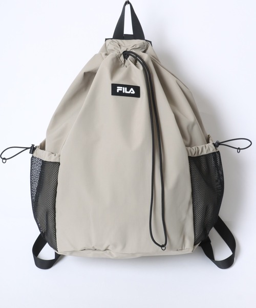 FILA(フィラ)の「FILA/フィラ ロゴ ワンポイントワッペン 2Way ナイロン ドローコード ナップサック/ワンショルダーバッグ/バックパック リュック/レディース メンズ(バックパック/リュック・レディース・ベージュ/グレー/ブラック・FREE)」の6枚目の写真