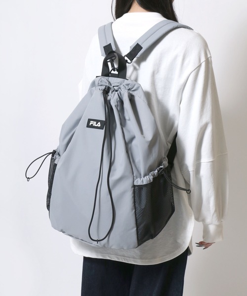 FILA(フィラ)の「FILA/フィラ ロゴ ワンポイントワッペン 2Way ナイロン ドローコード ナップサック/ワンショルダーバッグ/バックパック リュック/レディース メンズ(バックパック/リュック・レディース・ベージュ/グレー/ブラック・FREE)」の16枚目の写真