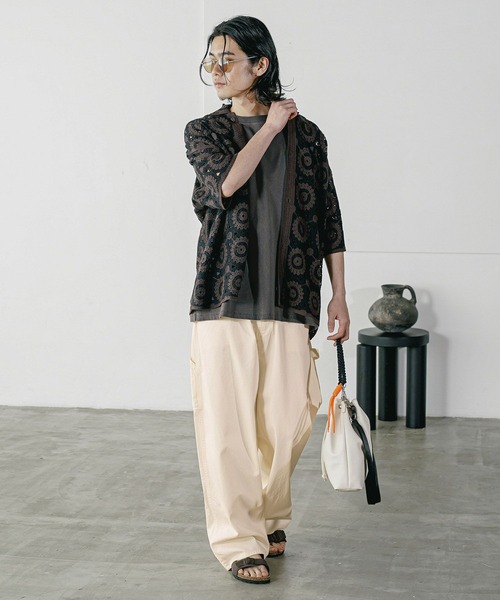 BAYFLOW（ベイフロー）の「アミコミハンドルPU巾着バッグ（ユニセックス）（ショルダーバッグ・メンズ・ナチュラル/ブラウン/ブラック・FREE）」の5枚目の写真