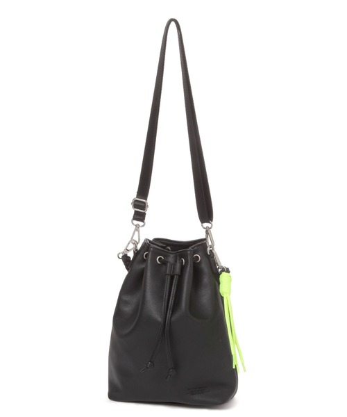 BAYFLOW（ベイフロー）の「アミコミハンドルPU巾着バッグ（ユニセックス）（ショルダーバッグ・メンズ・ナチュラル/ブラウン/ブラック・FREE）」の11枚目の写真