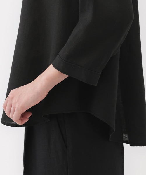 無印良品（ムジルシリョウヒン）の「婦人　リネン　洗いざらし七分袖ブラウス（シャツ/ブラウス・レディース・オレンジ系/ライトグレー系/ホワイト/ブラック・XL/L/M/S）」の21枚目の写真