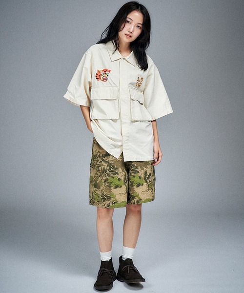 Universal Style Wear(ユニバーサルスタイルウェア)の「Universal Style Wear ベト ファティーグ シャツ(シャツ/ブラウス・メンズ・オフホワイト/ブルー/ブラック/ベージュ・MEDIUM/LARGE/X-LARGE)」の7枚目の写真