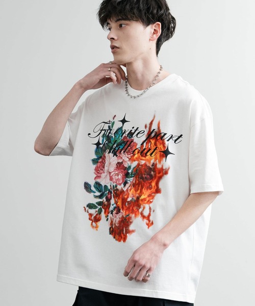 Rocky Monroe(ロッキーモンロー)の「オーバーサイズ ファイヤーフラワーグラフィックプリントクルーネック半袖Tシャツ(Tシャツ/カットソー・メンズ・ブラック/ホワイト・XL/L/M)」の4枚目の写真