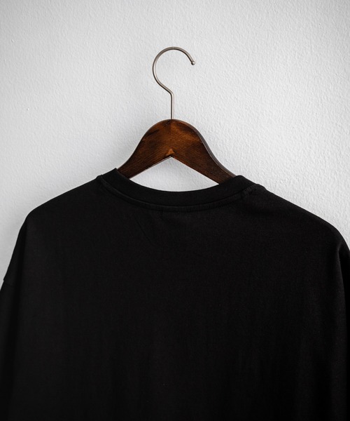 Rocky Monroe(ロッキーモンロー)の「オーバーサイズ ファイヤーフラワーグラフィックプリントクルーネック半袖Tシャツ(Tシャツ/カットソー・メンズ・ブラック/ホワイト・XL/L/M)」の19枚目の写真