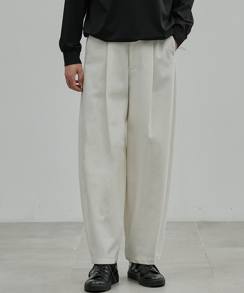 UNITED TOKYO（ユナイテッドトウキョウ）の「バレルチノパンツ ハイ