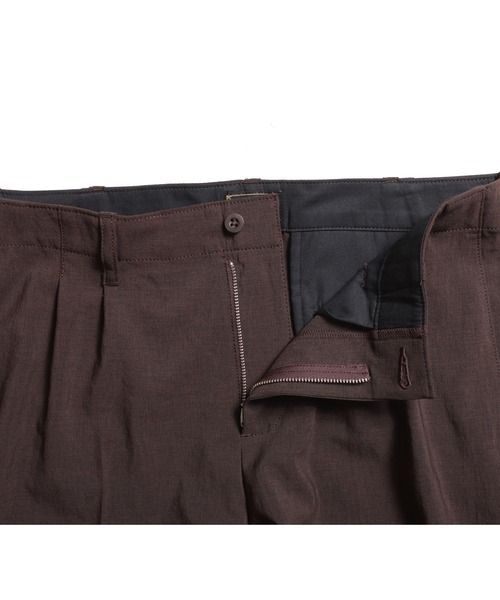 ROTAR(ローター)の「Summer Two tuck Trousers(チノパンツ・メンズ・ブラック/ブラウン/チャコール・LARGE/MEDIUM)」の14枚目の写真