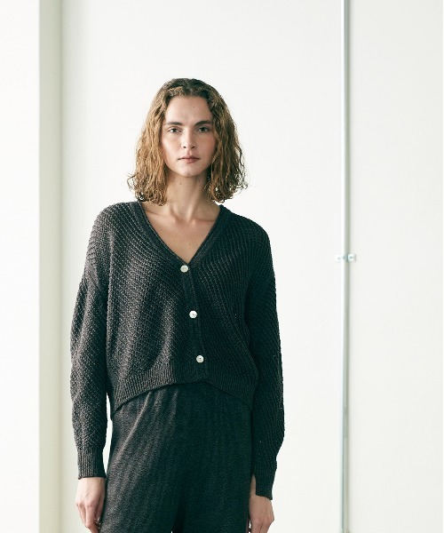 WALANCE(ワランス)の「paper mesh knit cardigan(カーディガン/ボレロ・レディース・ブラウン/アイボリー/ブラック・FREE)」の20枚目の写真