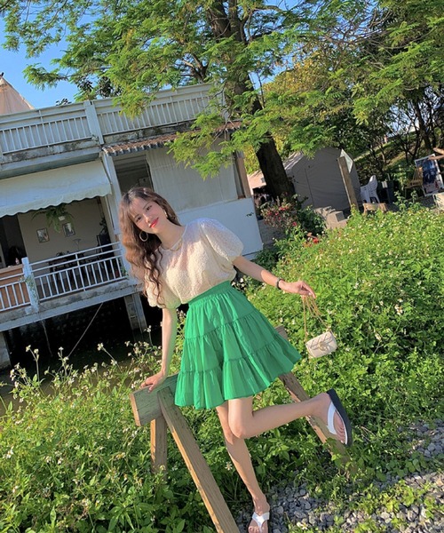 2ly2(トゥーリートゥー)の「夏映えカラー◎軽やかティアードハイウエストスカート(スカート・レディース・ホワイト/ブラック/ブルー/グリーン/ピンク・FREE)」の21枚目の写真