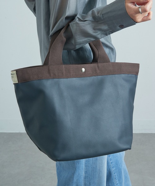 A by MAGASIN DE MODE(エーバイマガジンデモード)の「【A by MAGASIN DE MODE】ミニョントートラージ SNBD(トートバッグ・レディース・ブラック/アイボリー/キャメル/チャコールグレー/ブルー/ネイビー/グレー/ブラウン・FREE)」の6枚目の写真