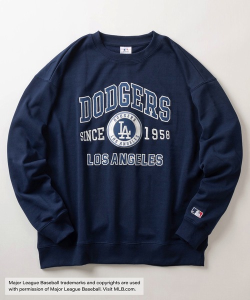 MLB（メジャーリーグベースボール）の「【0】【MAJOR LEAGUE BASEBALL/メジャーリーグベースボール】MLB 4TEAM LOGO ビッグワッペン刺繍デザイン クルーネックスウェット/ビッグシルエット（スウェット・メンズ・グレー/チャコールグレー/ダークブルー/ダークネイビー・XL/L/M）」の4枚目の写真