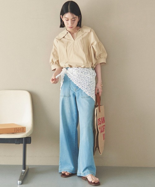 Doux archives（ドゥアルシーヴ）の「ビッグカラースキッパーブラウス（シャツ/ブラウス・レディース・ベージュ/ブラウン/チャコールグレー・38）」の6枚目の写真