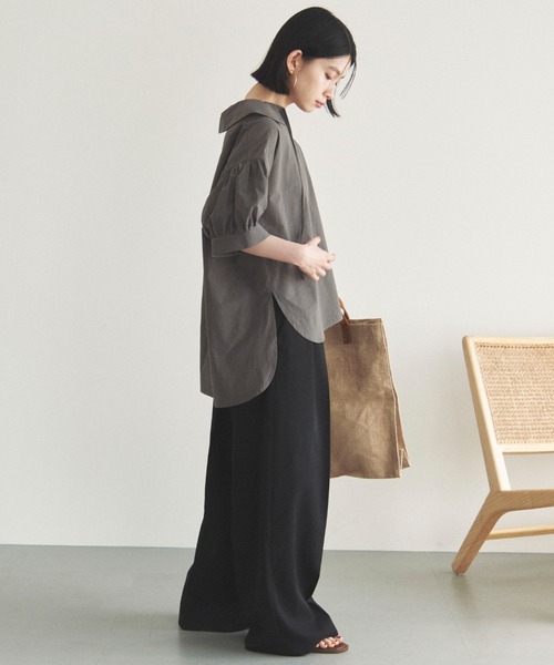 Doux archives（ドゥアルシーヴ）の「ビッグカラースキッパーブラウス（シャツ/ブラウス・レディース・ベージュ/ブラウン/チャコールグレー・38）」の18枚目の写真