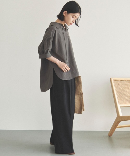 Doux archives（ドゥアルシーヴ）の「ビッグカラースキッパーブラウス（シャツ/ブラウス・レディース・ベージュ/ブラウン/チャコールグレー・38）」の16枚目の写真