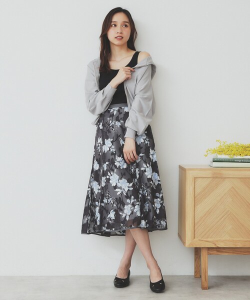 index(インデックス)の「前後2WAY サテンパイピングリブタンクトップ【洗濯機洗い可】(タンクトップ・レディース・ブラック/チャコールグレー/オフホワイト/ゴールド系5/シルバー系5・00)」の9枚目の写真