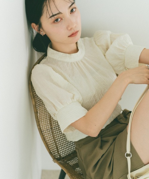 ohga サボン パフスリーブ シアーブラウス　 ホワイト OHGA オオガ SAVON サボン パフスリーブ シアーブラウス ホワイト