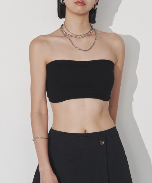 Solace（ソレイス）の「バッククロスベアトップ（チューブトップ・レディース・ブラック/ホワイト・FREE）」の4枚目の写真