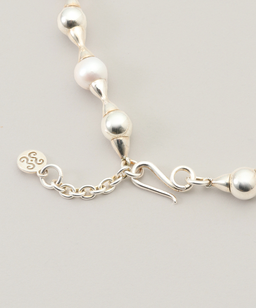 VERMEIL par iena(ヴェルメイユパーイエナ)の「SAPIR BACHAR サピア バシャール GOLD PEARL HOUGLASS ネックレス 58001-00281(ネックレス・レディース・シルバー・FREE)」の4枚目の写真