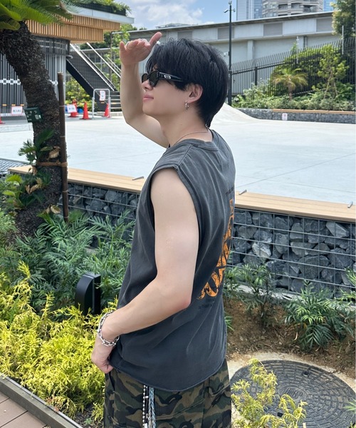 ADAMASTE(アダマスト)の「cutoff graphic pigment sleeveless T-shirt - カットオフグラフィックピグメントノースリーブ(Tシャツ/カットソー・メンズ・ブラック系その他/ブラック系その他2・MEDIUM/LARGE)」の15枚目の写真