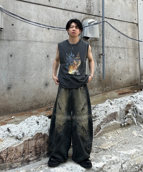ADAMASTE(アダマスト)の「cutoff graphic pigment sleeveless T-shirt - カットオフグラフィックピグメントノースリーブ(Tシャツ/カットソー・メンズ・ブラック系その他/ブラック系その他2・MEDIUM/LARGE)」の13枚目の写真
