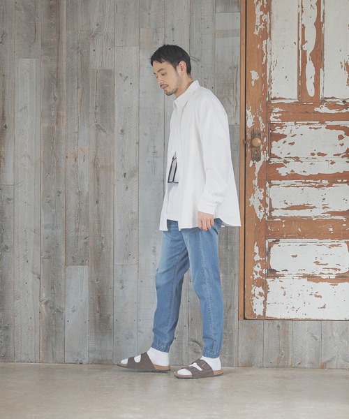 BAYFLOW（ベイフロー）の「[幅広いシーンで活躍]ストレッチリネンシャツ（シャツ/ブラウス・メンズ・ピンク/チャコール/オフホワイト/ブルー・MEDIUM/LARGE）」の7枚目の写真