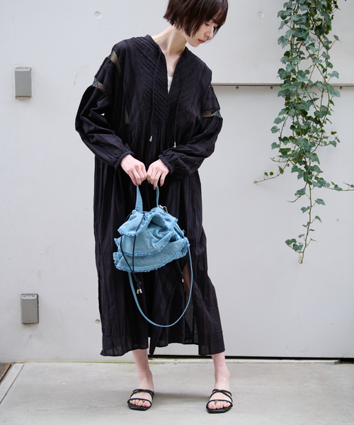 Ampersand(アンパサンド)の「【Ampersand / アンパサンド】Denim frilr bag ME-24006/デニムフリルバッグ/デニム/フリル【WEB限定】(ショルダーバッグ・レディース・ライトブルー/ネイビー・フリー)」の15枚目の写真