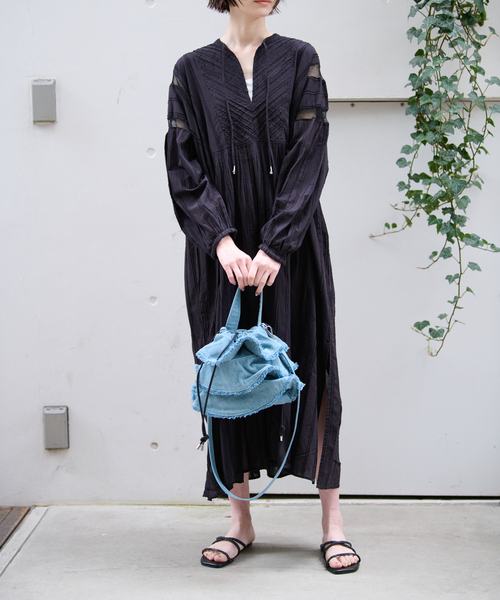 Ampersand(アンパサンド)の「【Ampersand / アンパサンド】Denim frilr bag ME-24006/デニムフリルバッグ/デニム/フリル【WEB限定】(ショルダーバッグ・レディース・ライトブルー/ネイビー・フリー)」の16枚目の写真
