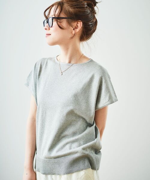 le.coeur blanc(ルクールブラン)の「《手洗い可能》フレンチスリーブラメニット(ニット/セーター・レディース・グレー/ラベンダー/ベージュ・38)」の5枚目の写真