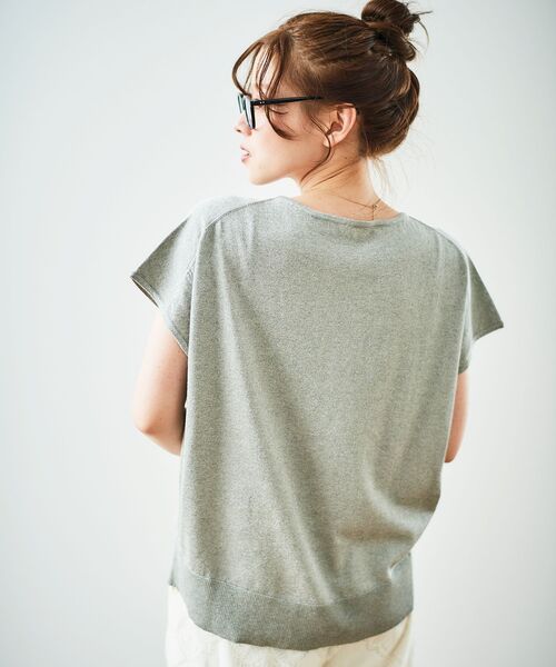 le.coeur blanc(ルクールブラン)の「《手洗い可能》フレンチスリーブラメニット(ニット/セーター・レディース・グレー/ラベンダー/ベージュ・38)」の9枚目の写真